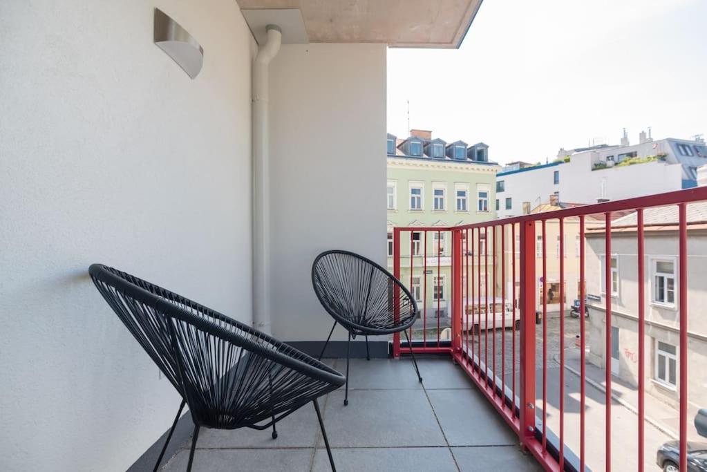 Gruene Und Zentrale Ruhelage Im Neubau Mit Balkon Apartment Vienna Luaran gambar